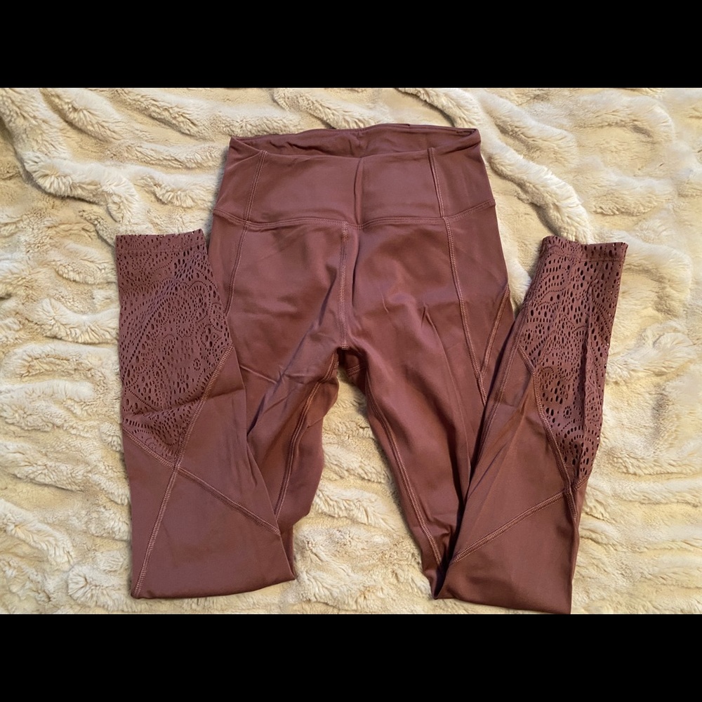 VICTORIA SECRET LEGGINGS